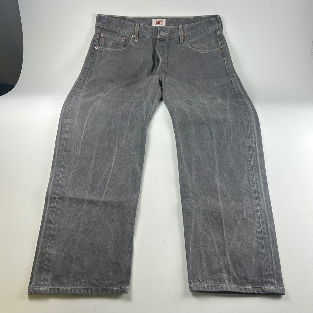 Levis 501 Mens 40x32 Original Fit Grey Faded Denim Straight Leg Jeans - Picture 3 of 7